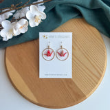 Hoop crane earrings - red