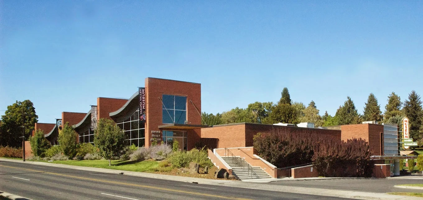 Photo of outside of yakima valley museum